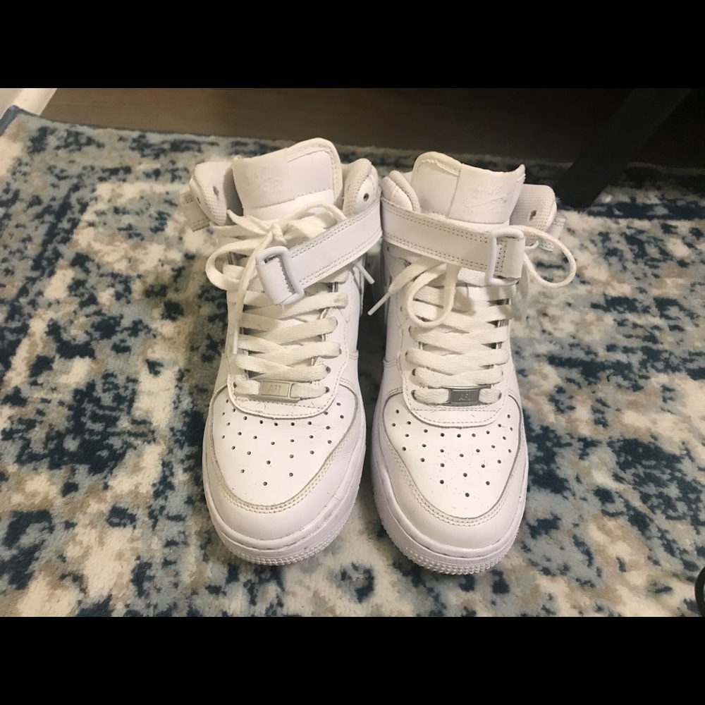 Air Force 1 mids size 5.5 gs